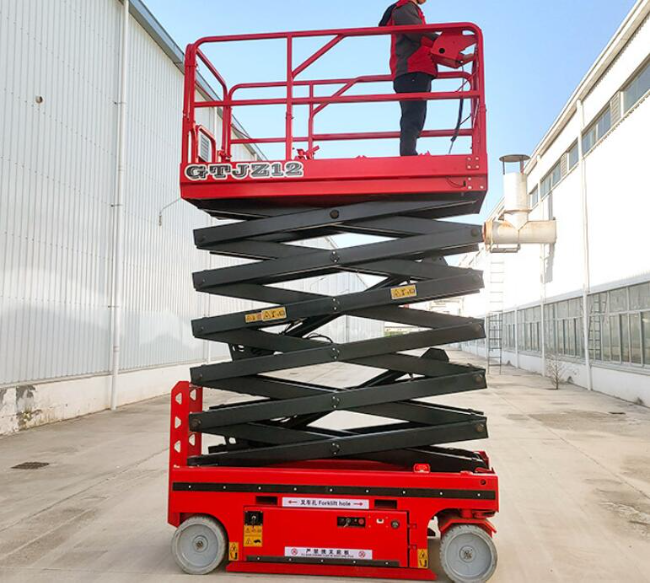 武进自行走移动式升降机